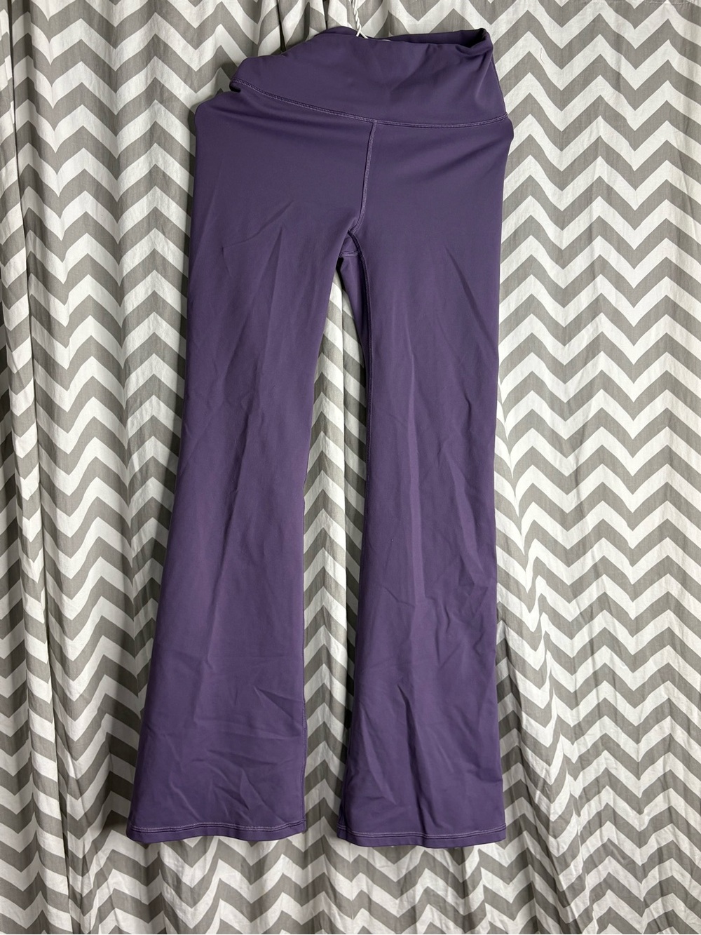 Fabletics Plum Flare women’s  Leggings